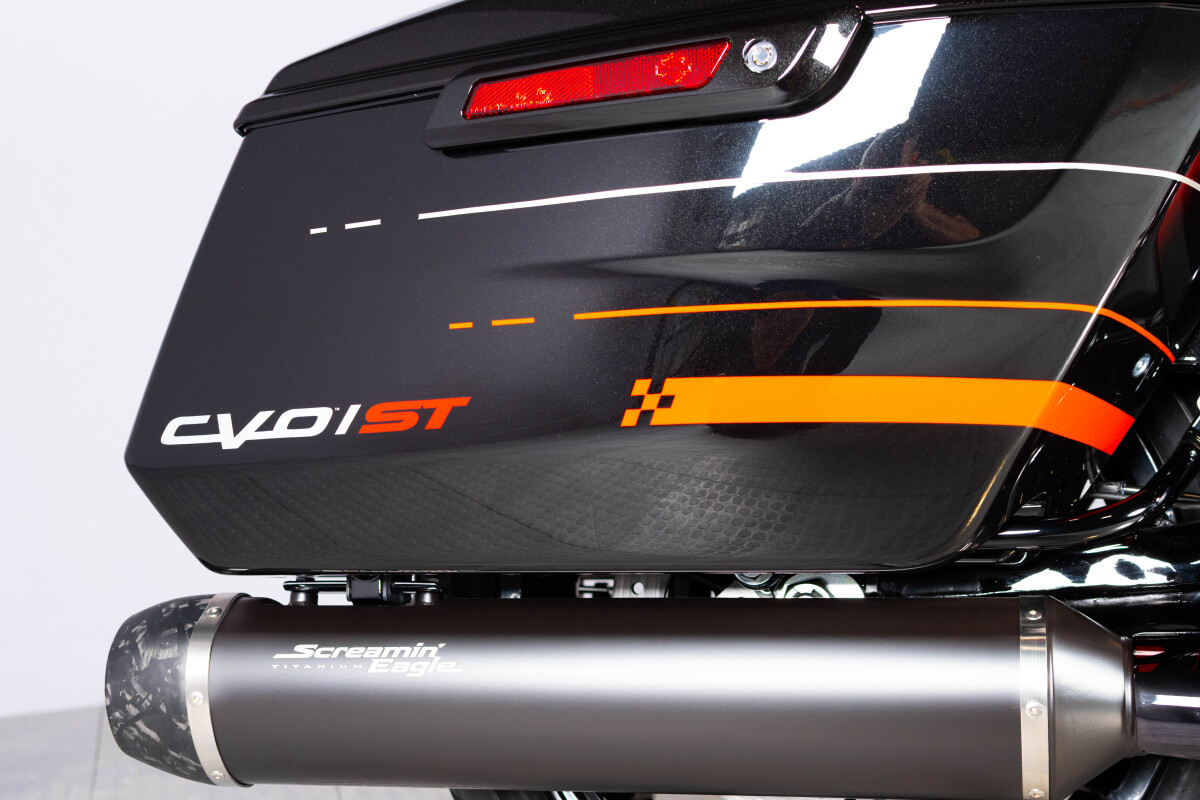 2026 Harley-Davidson® CVO Road Glide ST FLTRXSTSE, photo 32