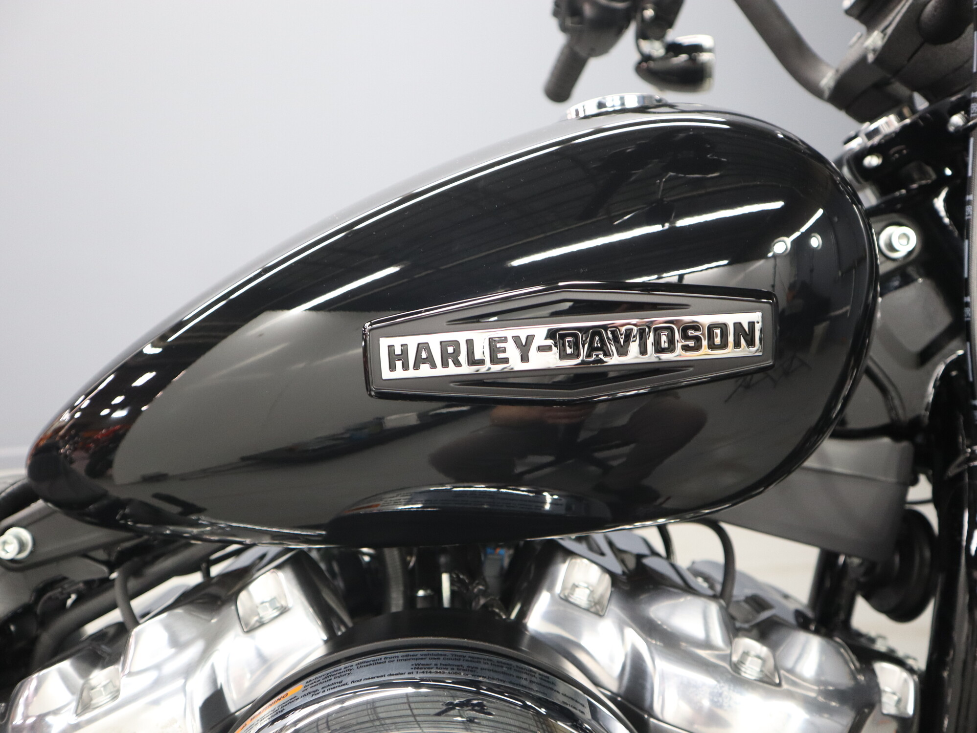2026 Harley-Davidson® Street Bob® FXBB, photo 15