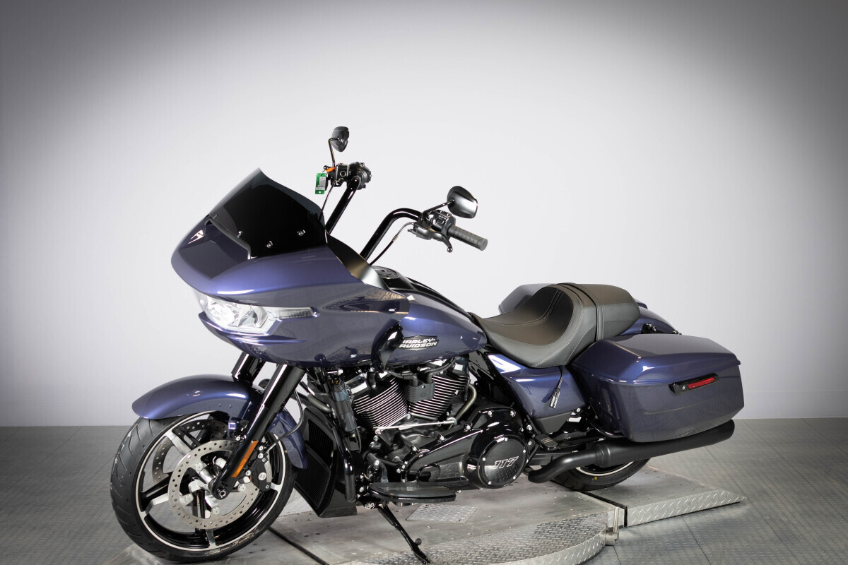 2026 Harley-Davidson® Road Glide™ FLTRX, photo 5