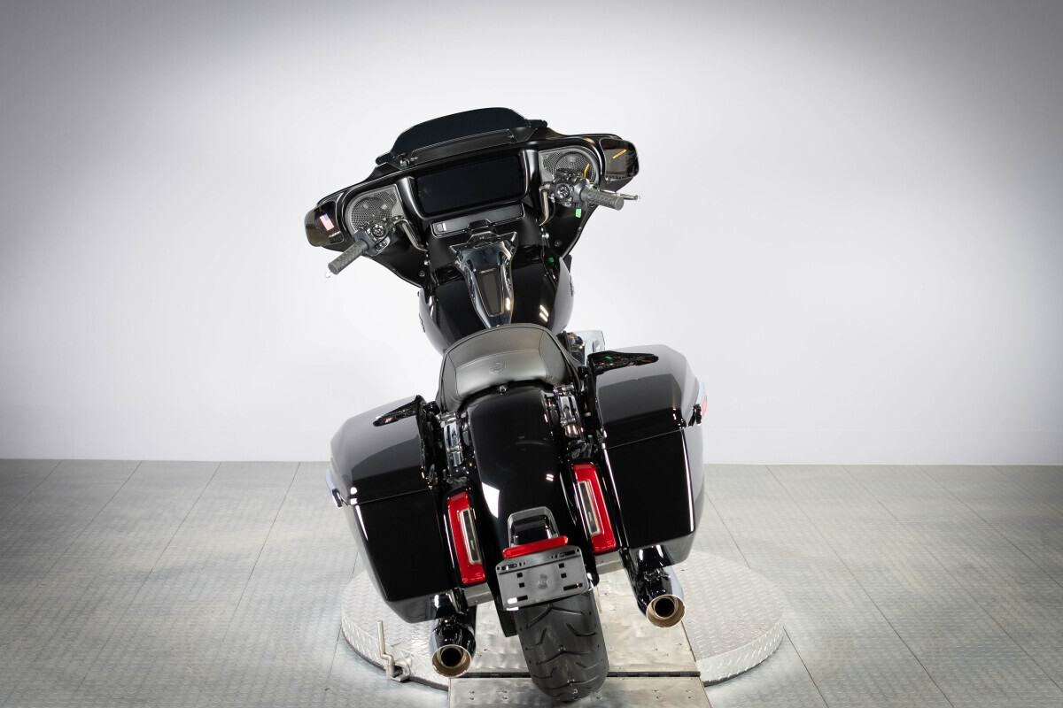 2026 Harley-Davidson® Street Glide® FLHX, photo 8