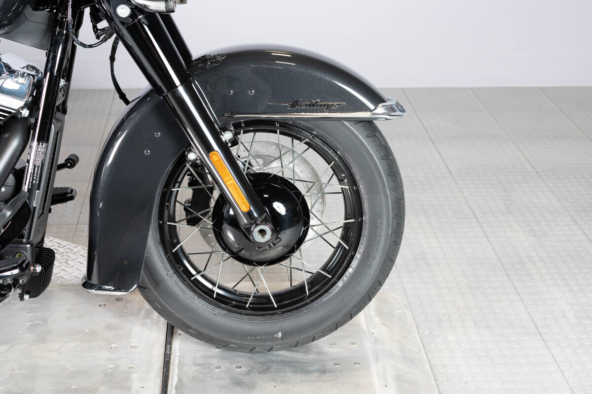 2026 Harley-Davidson® Heritage Classic FLHC, photo 14