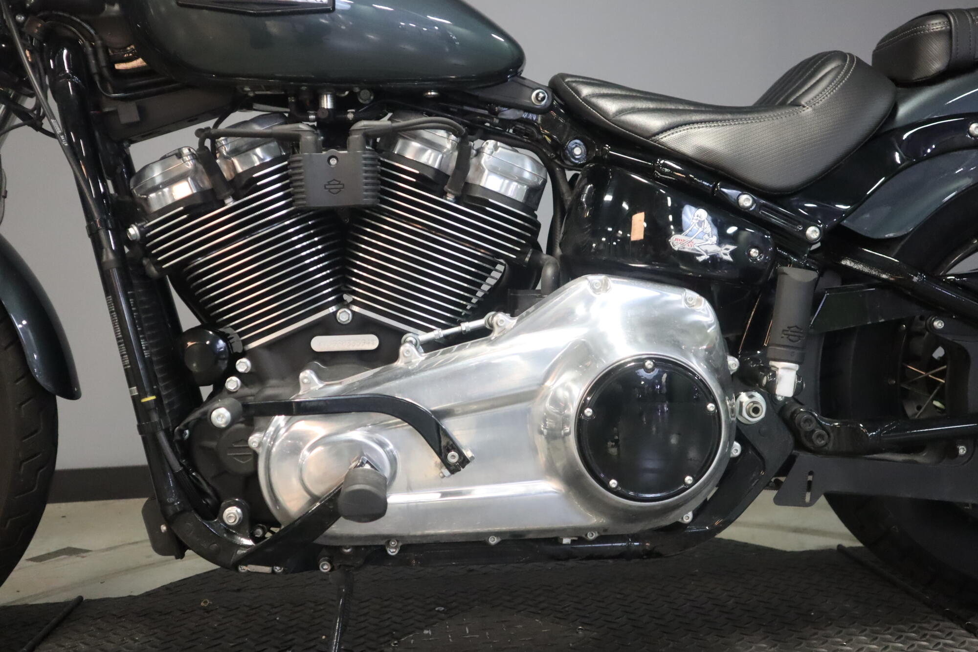 2025 Harley-Davidson® Street Bob® FXBB, photo 15