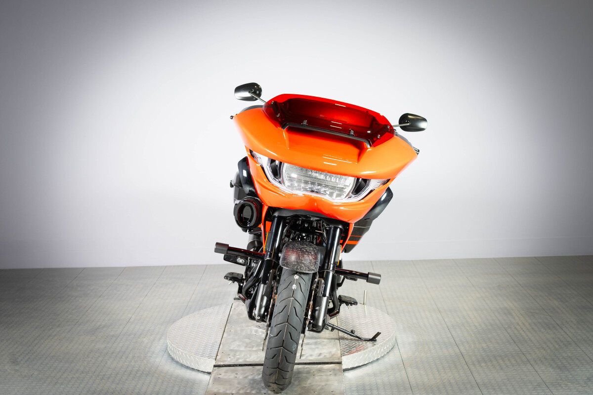 2026 Harley-Davidson® CVO Road Glide ST FLTRXSTSE, photo 3