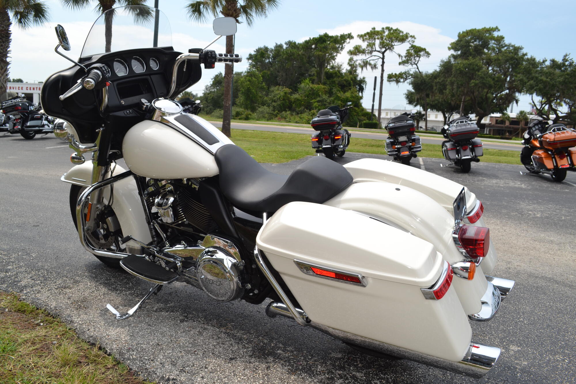 2021 Harley-Davidson® Police Electra Glide® - FLHTP, photo 12