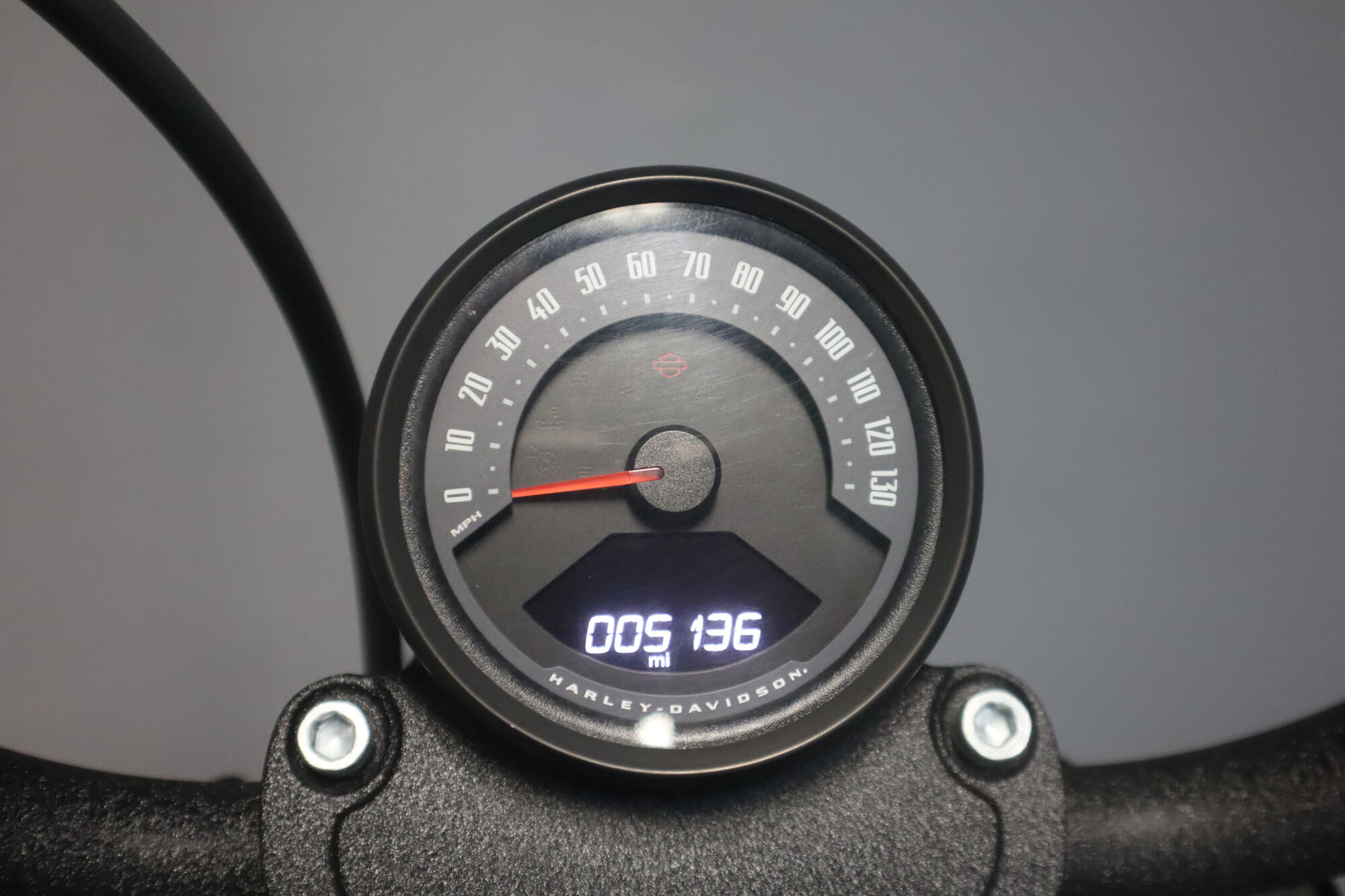2025 Harley-Davidson® Street Bob® FXBB, photo 10