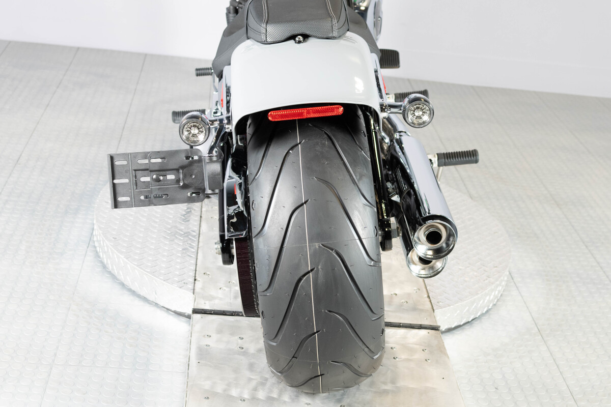 2026 Harley-Davidson® Breakout™ FXBR, photo 21