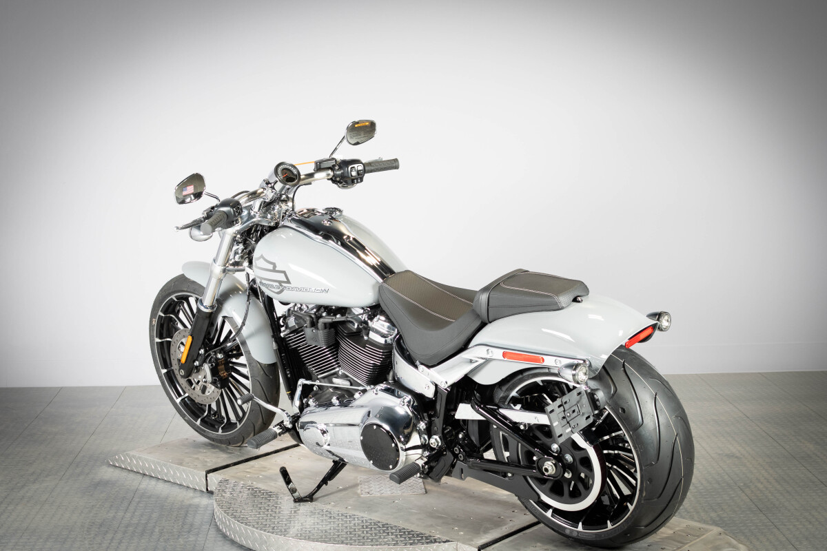 2026 Harley-Davidson® Breakout™ FXBR, photo 19