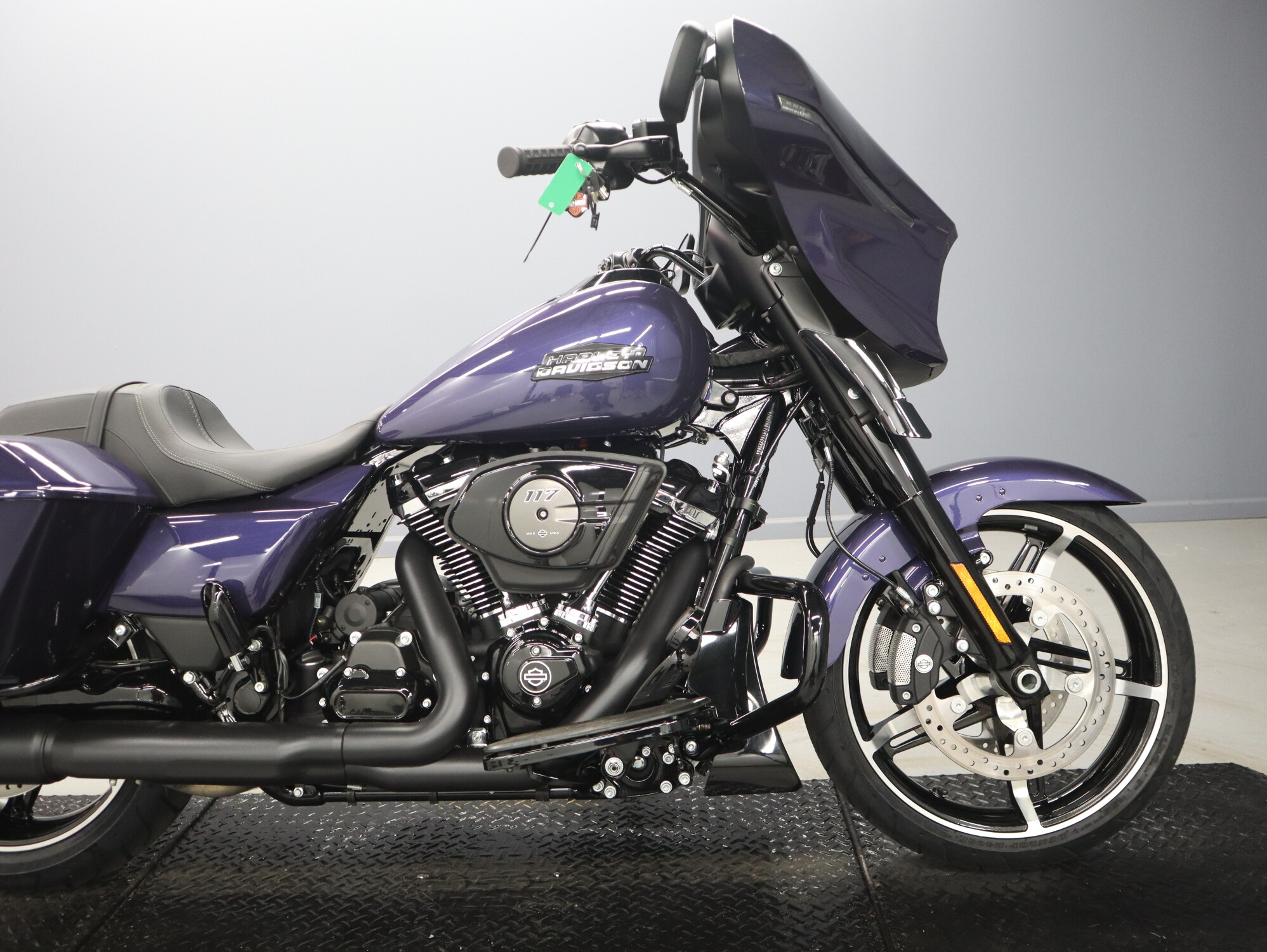 2026 Harley-Davidson® Street Glide® FLHX, photo 11