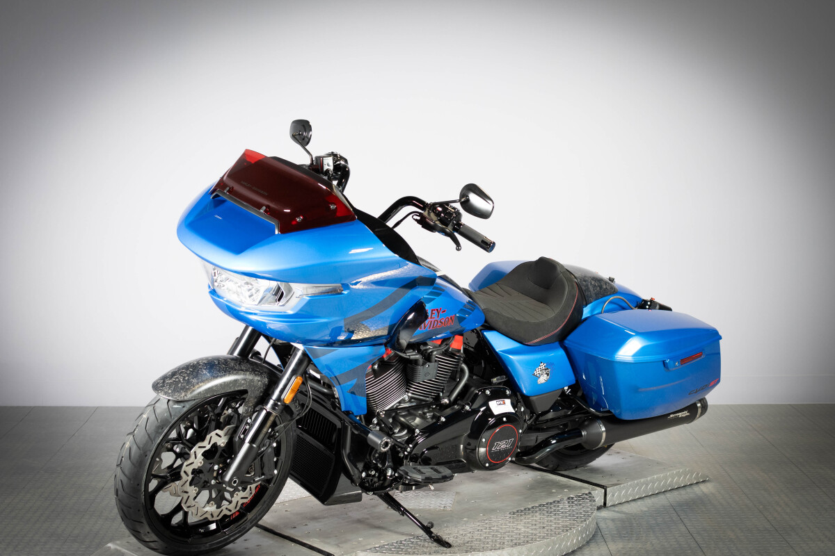 2026 Harley-Davidson® CVO Road Glide ST FLTRXSTSE, photo 14