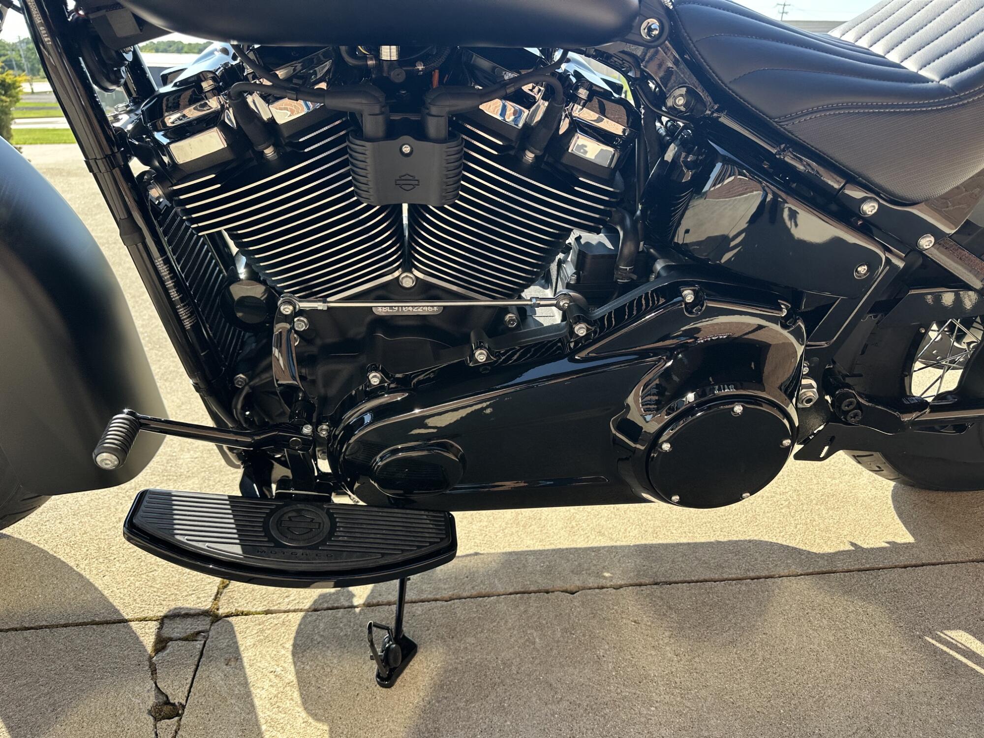 2026 Harley-Davidson Deadwood FLHD, photo 9