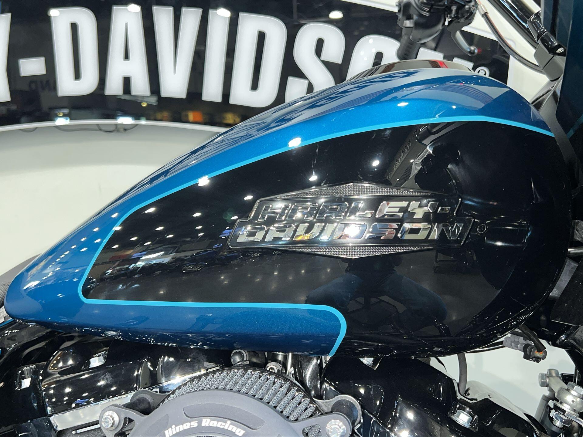 2026 Harley-Davidson® Road Glide™ FLTRX, photo 5