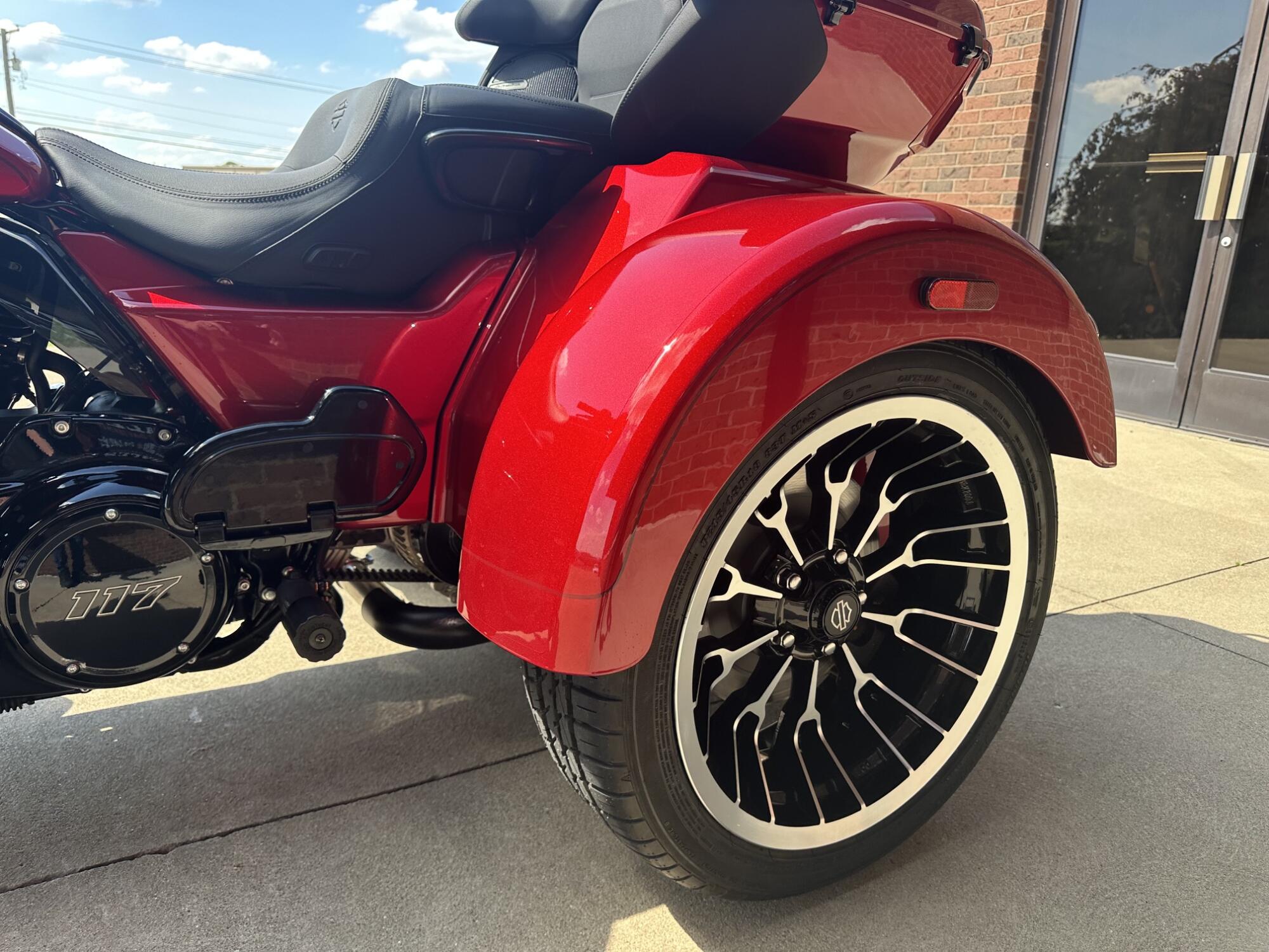 2026 Street Glide 3 Limited Trike FLHLT, photo 12