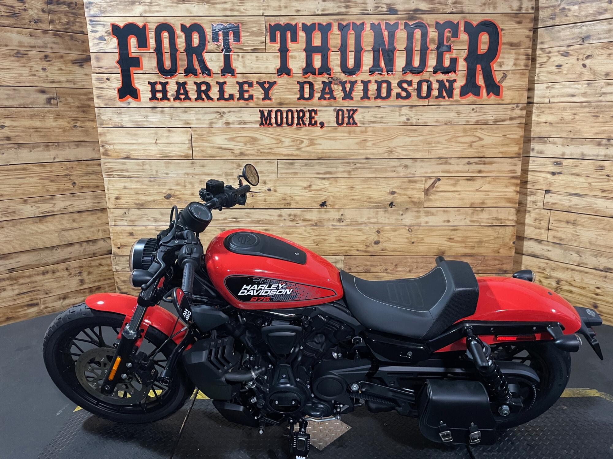 2026 Harley-Davidson® Nightster™ RH975, photo 8