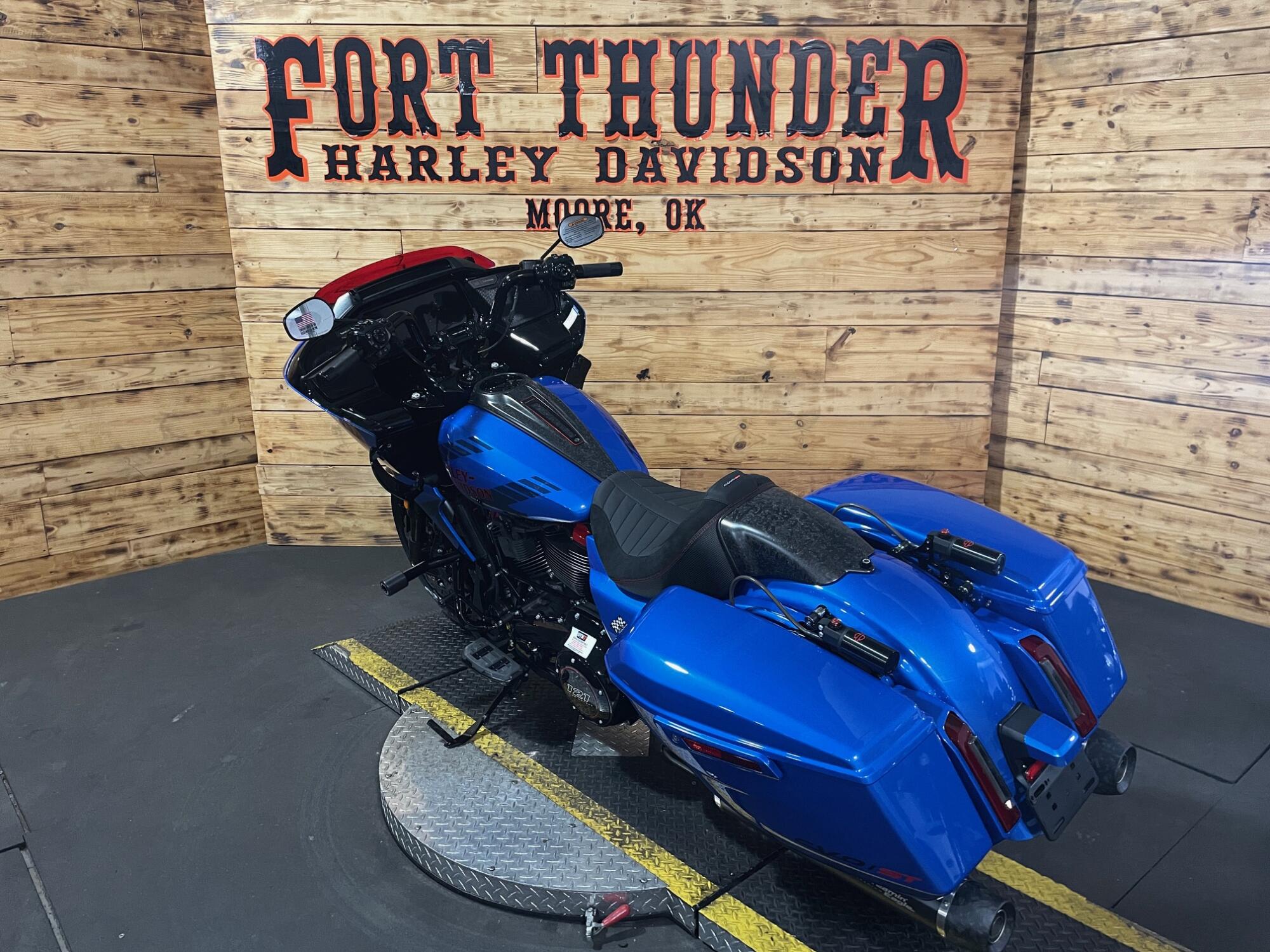FLTRXSTSE 2026 CVO Road Glide ST, photo 10