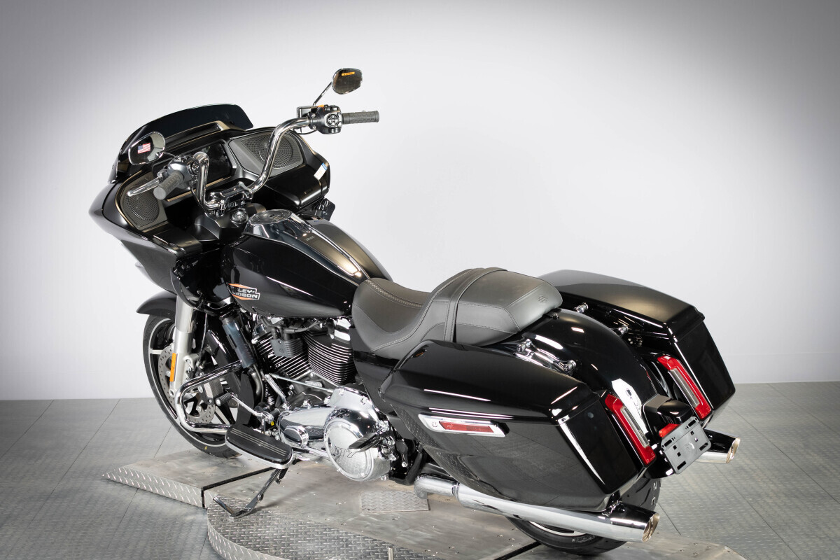 2026 Harley-Davidson® Road Glide™ FLTRX, photo 7