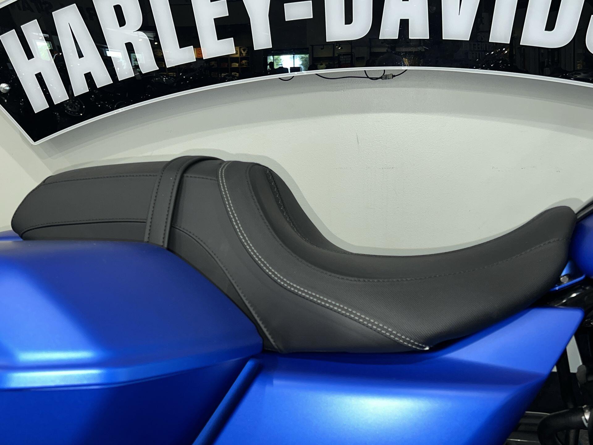 2026 Harley-Davidson® Road Glide™ FLTRX, photo 6
