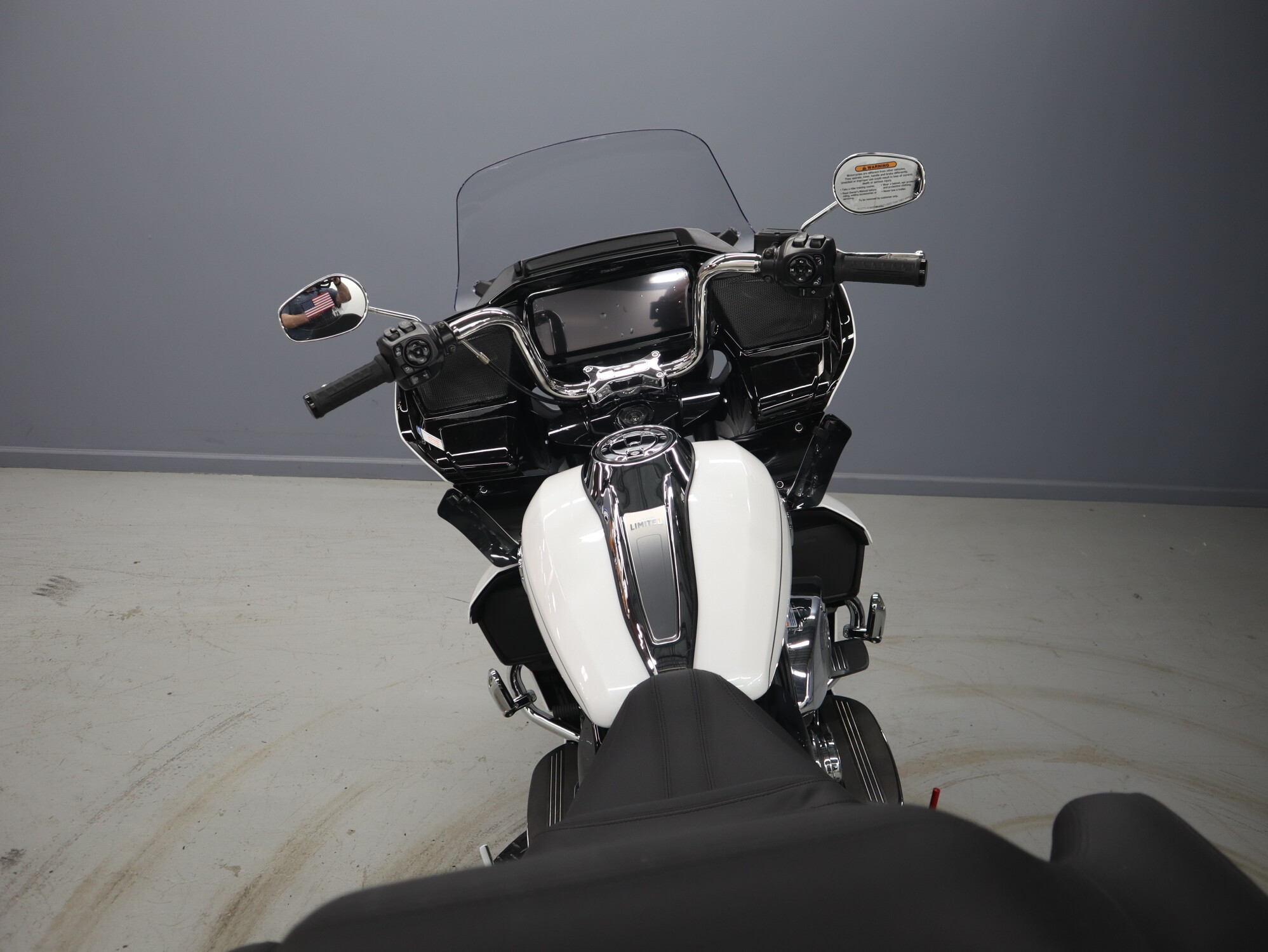 2026 Harley-Davidson® Road Glide Limited FLTRXL, photo 9