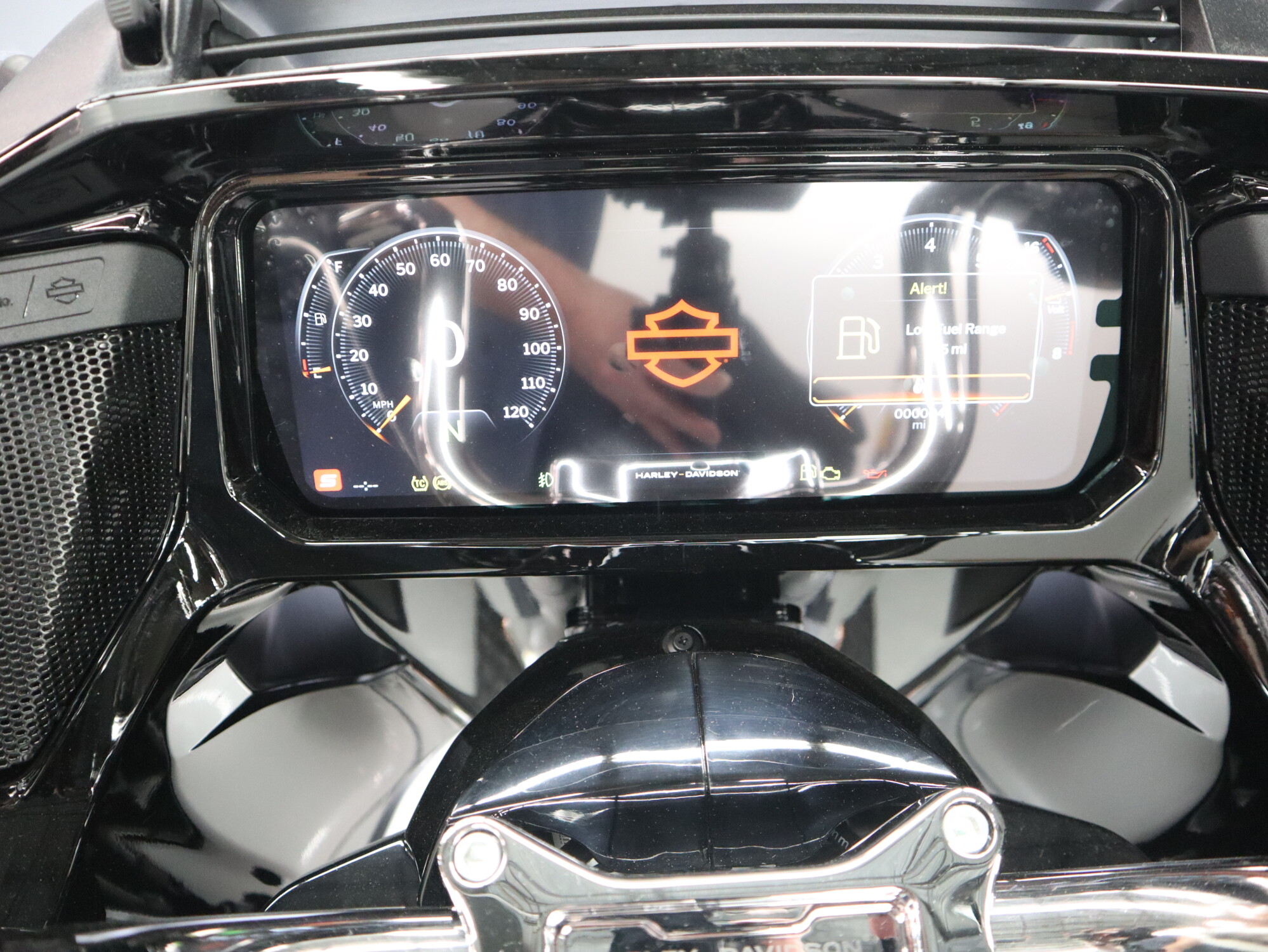 2026 Harley-Davidson® Road Glide Limited FLTRXL, photo 11