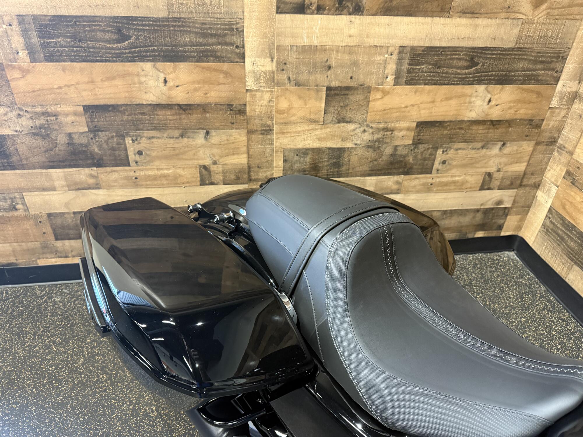 2026 Harley-Davidson® Street Glide® Vivid Black Black Trim FLHX, photo 8
