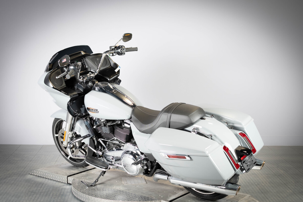 2026 Harley-Davidson® Road Glide™ FLTRX, photo 19