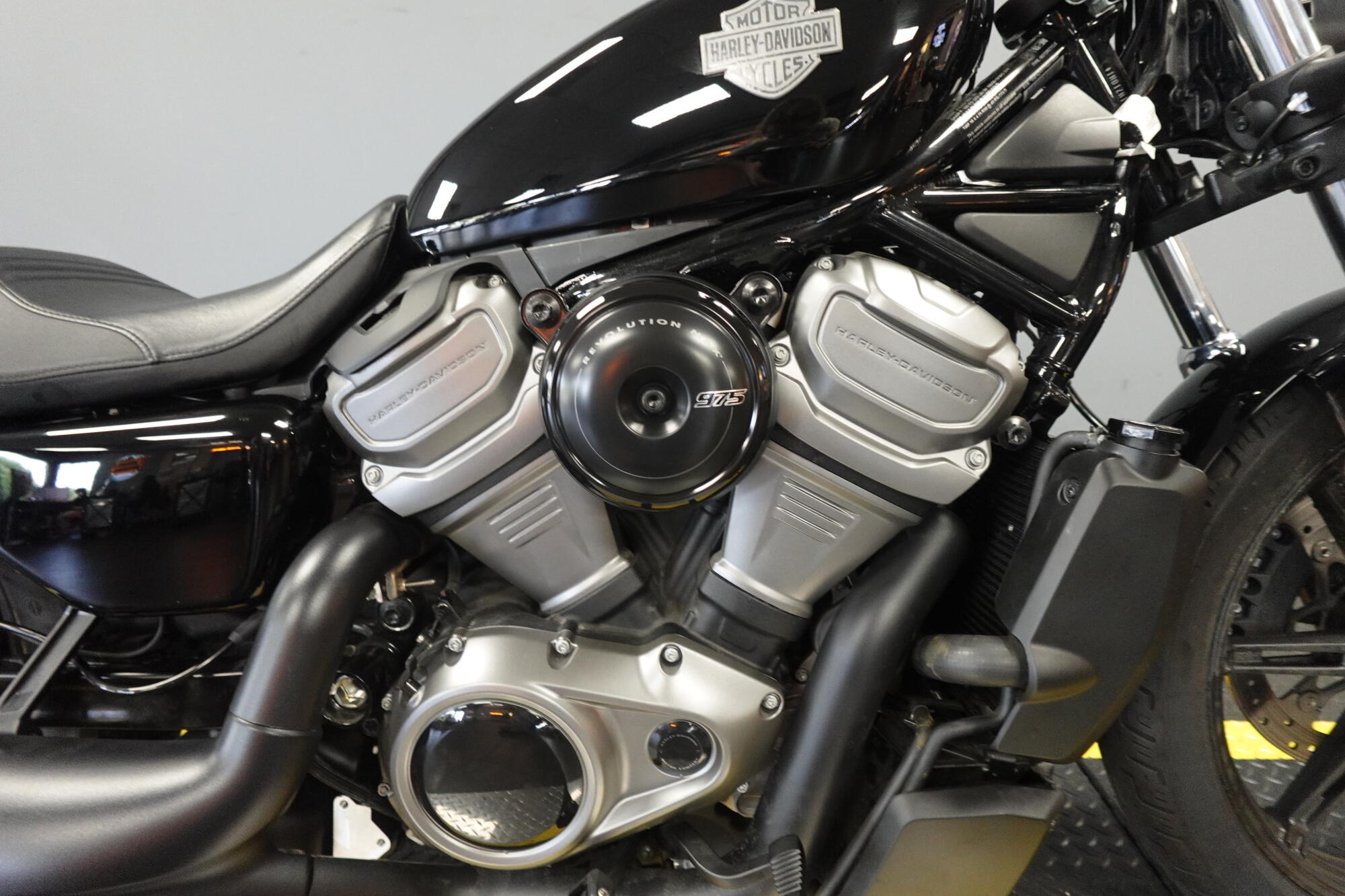 2024 Harley-Davidson® Nightster™ RH975, photo 10