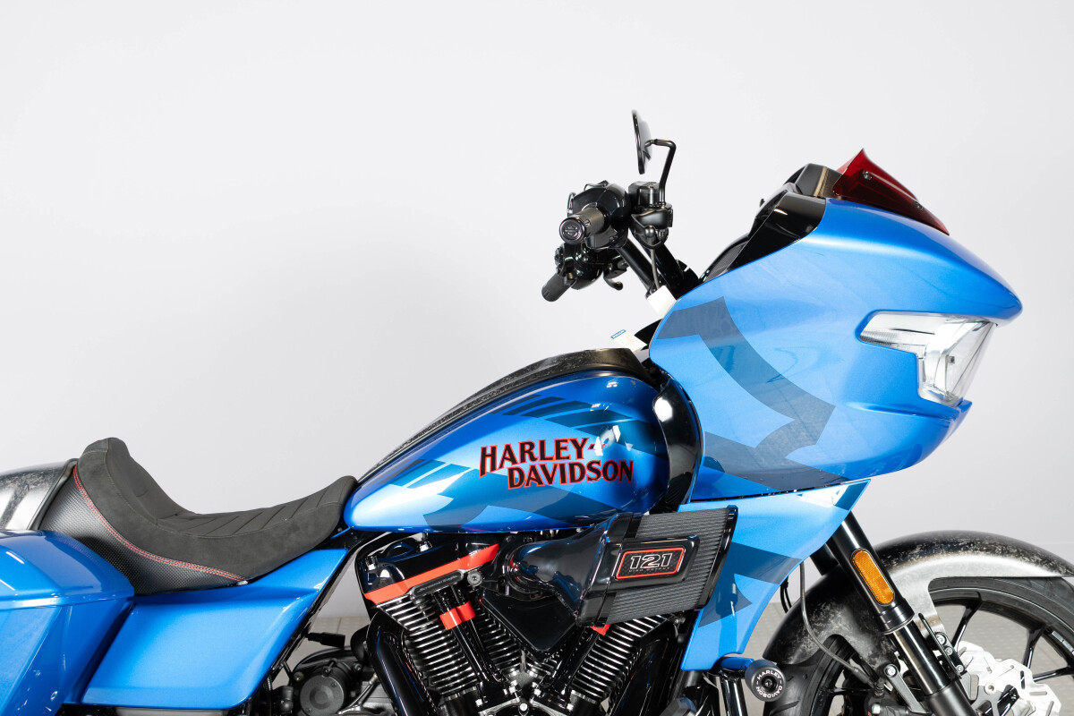 2026 Harley-Davidson® CVO Road Glide ST FLTRXSTSE, photo 5