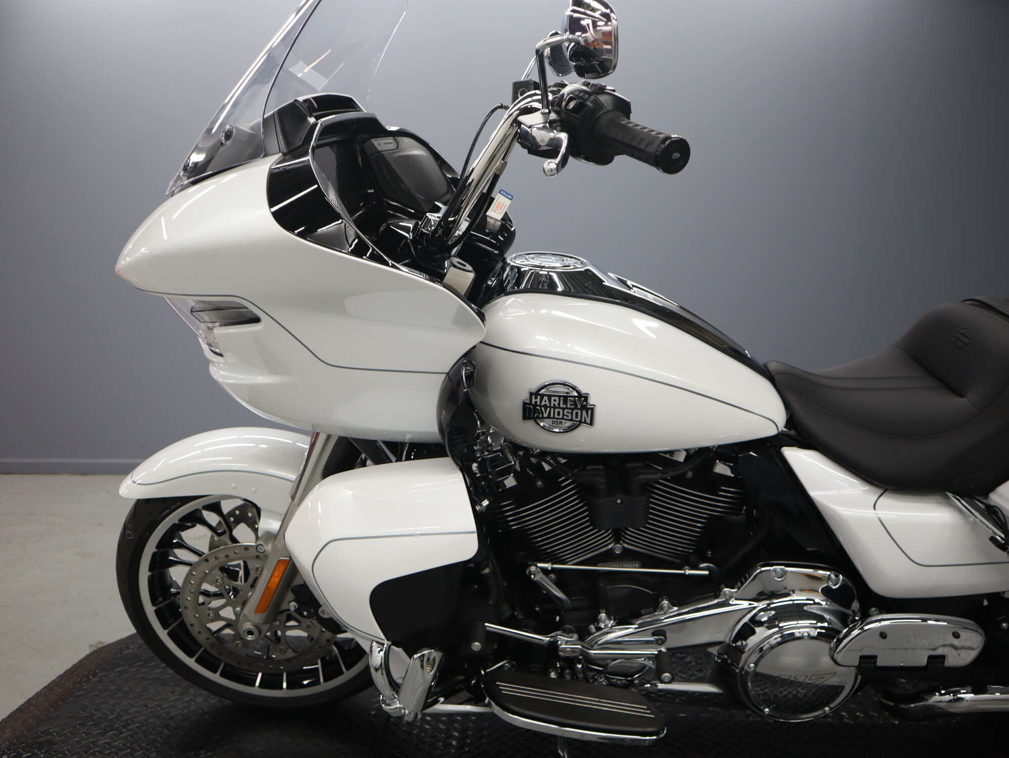 2026 Harley-Davidson® Road Glide Limited FLTRXL, photo 25