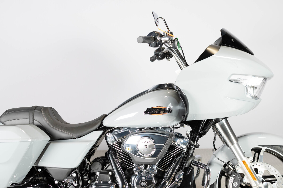 2026 Harley-Davidson® Road Glide™ FLTRX, photo 5