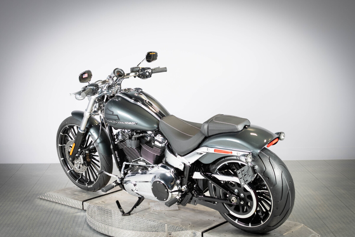 2026 Harley-Davidson® Breakout™ FXBR, photo 6