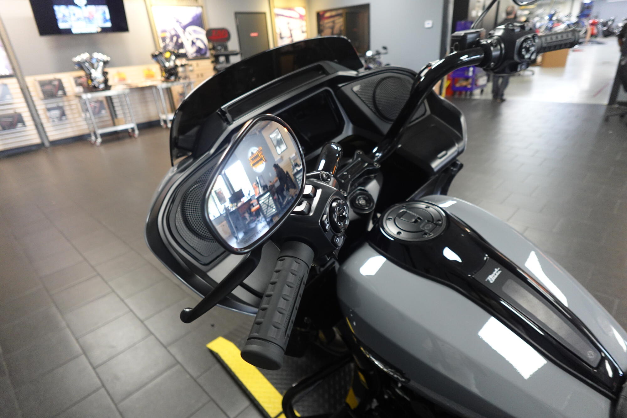 2026 Harley-Davidson® Road Glide® FLTRX, photo 13