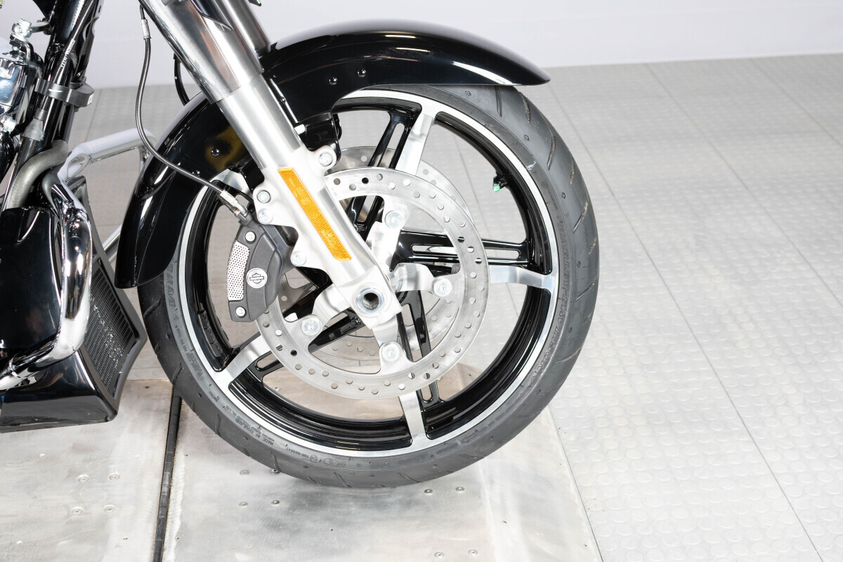 2026 Harley-Davidson® Street Glide® FLHX, photo 13
