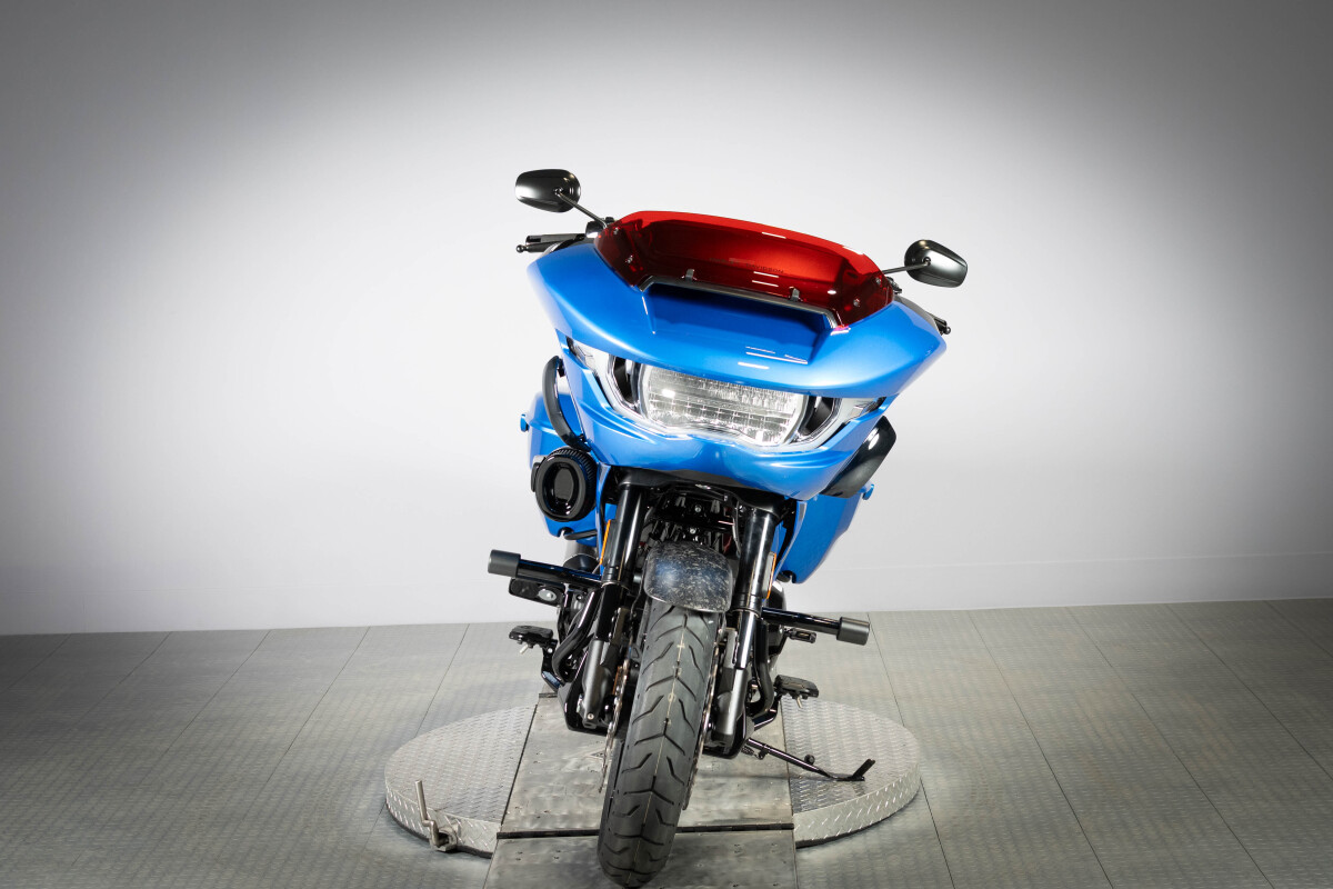 2026 Harley-Davidson® CVO Road Glide ST FLTRXSTSE, photo 10