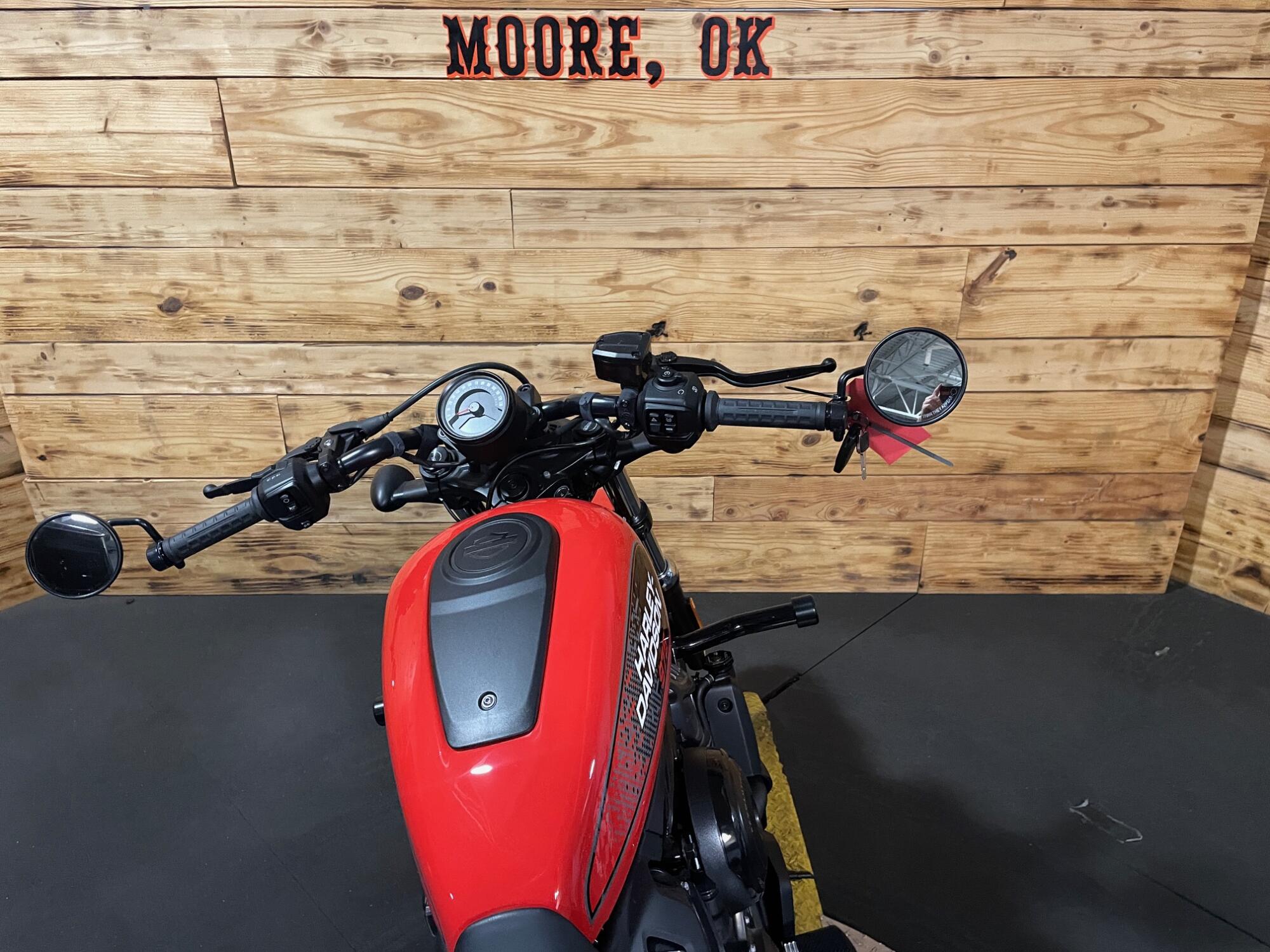 2026 Harley-Davidson® Nightster™ RH975, photo 13