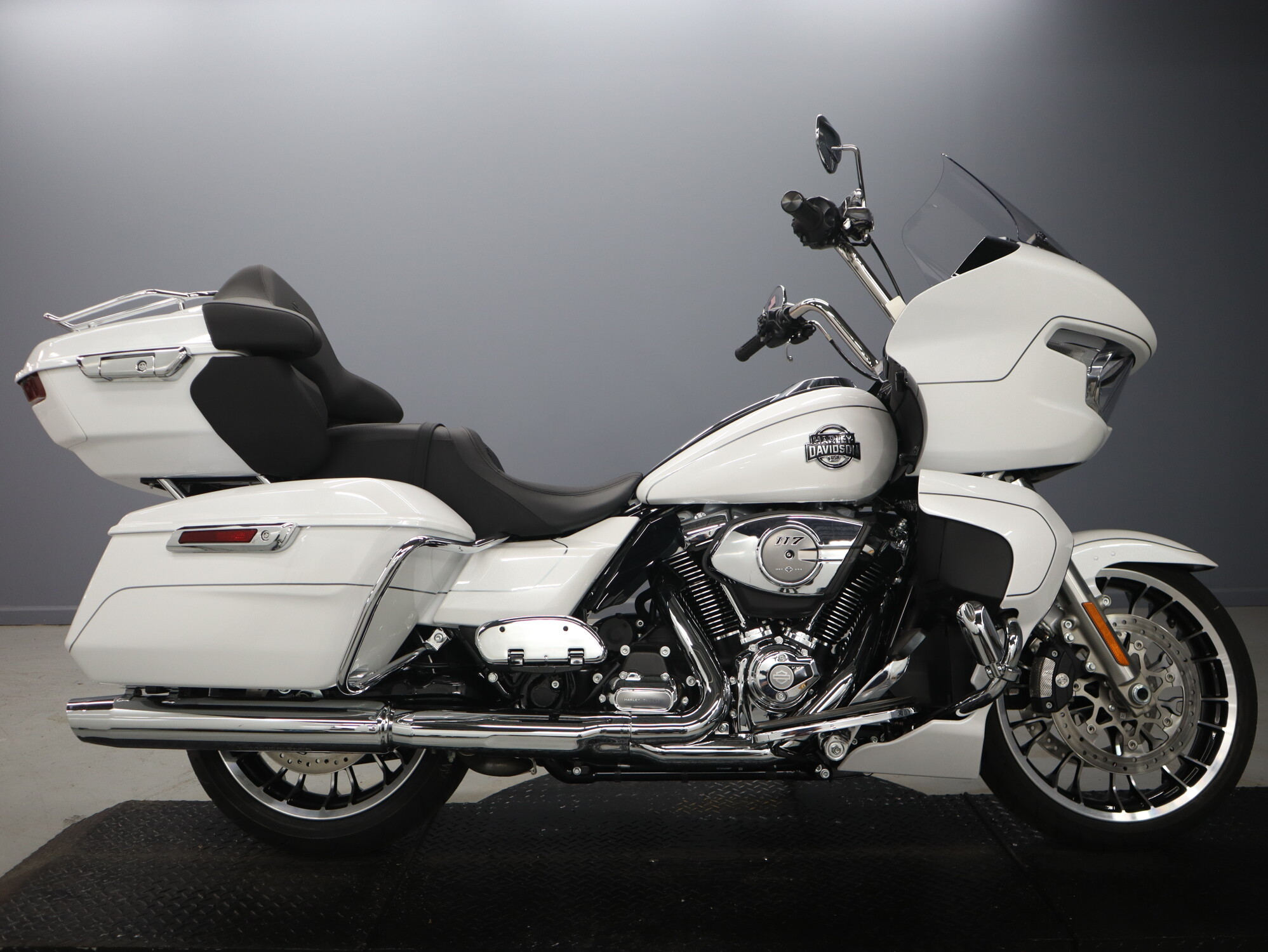 2026 Harley-Davidson® Road Glide Limited FLTRXL