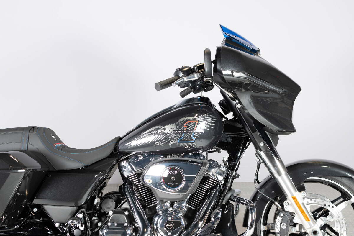 2026 Harley-Davidson® Street Glide® FLHX, photo 5