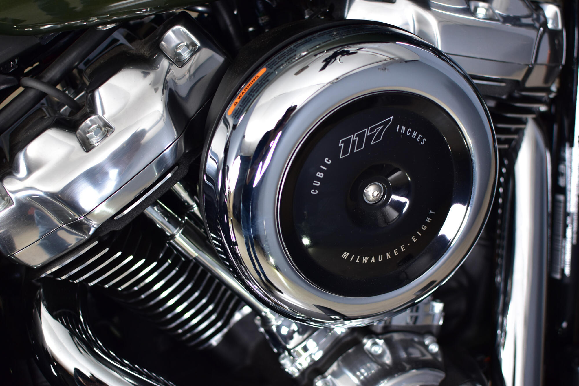 2026 Harley-Davidson® Street Bob® Olive Steel Metallic Chrome Laced Wheels, photo 15