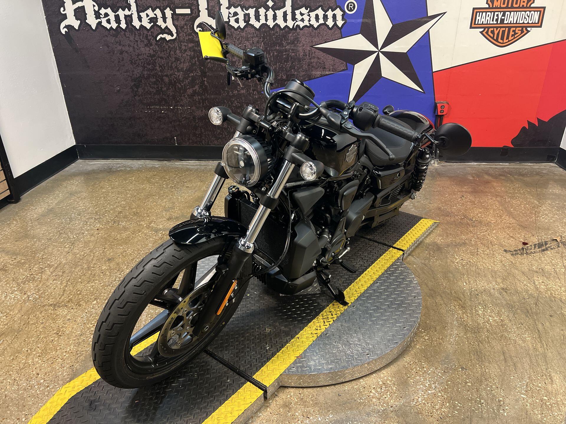 2026 Harley-Davidson® Nightster™ RH975, photo 4