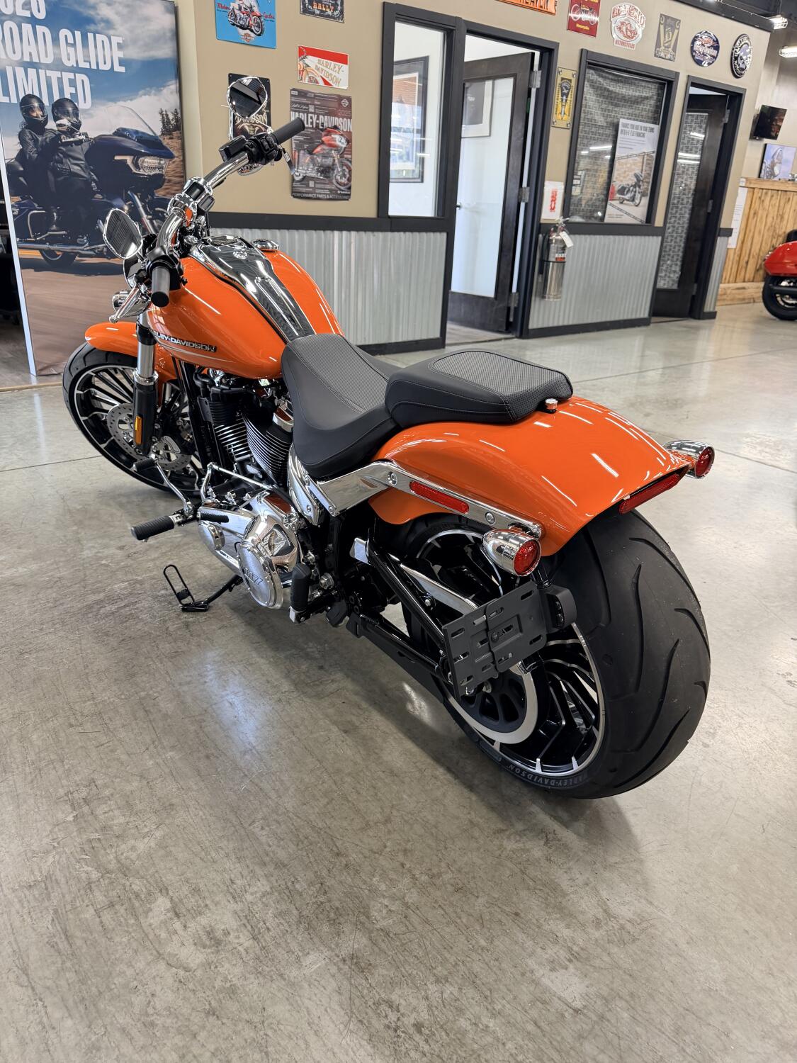 2023 Harley-Davidson® Breakout™ FXBR, photo 10