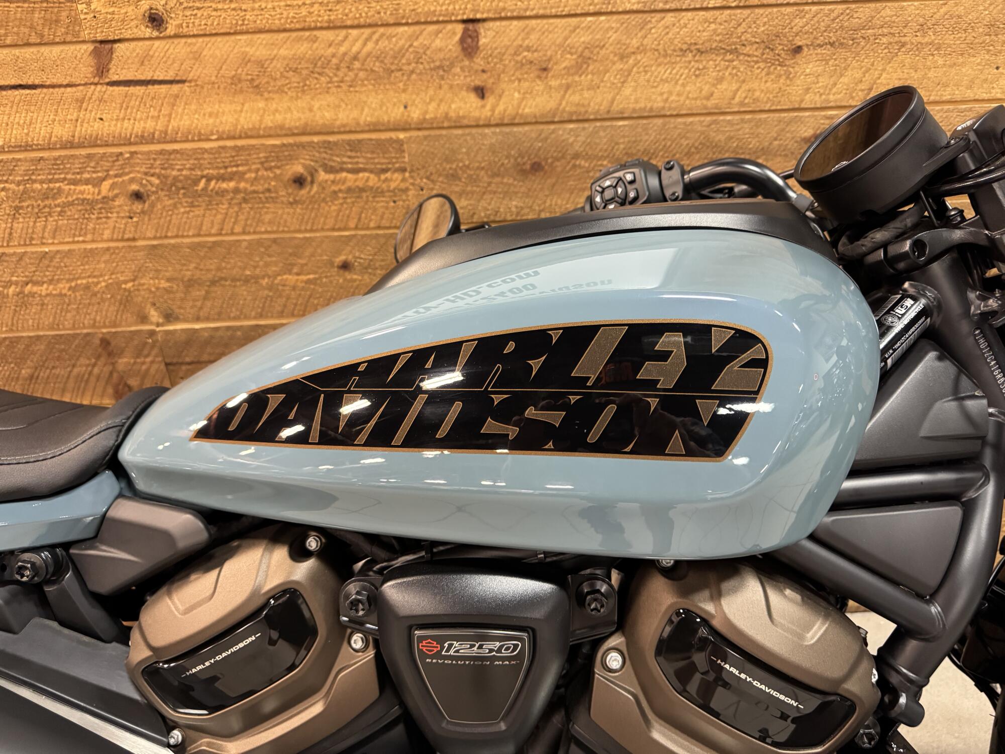 2024 Harley-Davidson® Sportster® S Sharkskin Blue RH1250S, photo 2