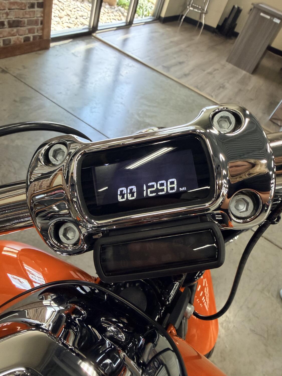 2023 Harley-Davidson® Breakout™ FXBR, photo 6