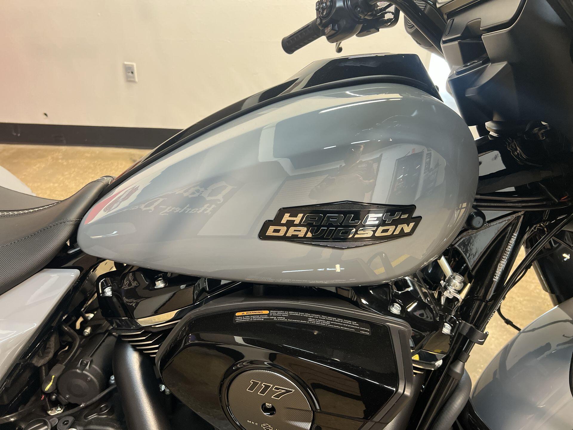 2026 Harley-Davidson® Street Glide® FLHX, photo 13