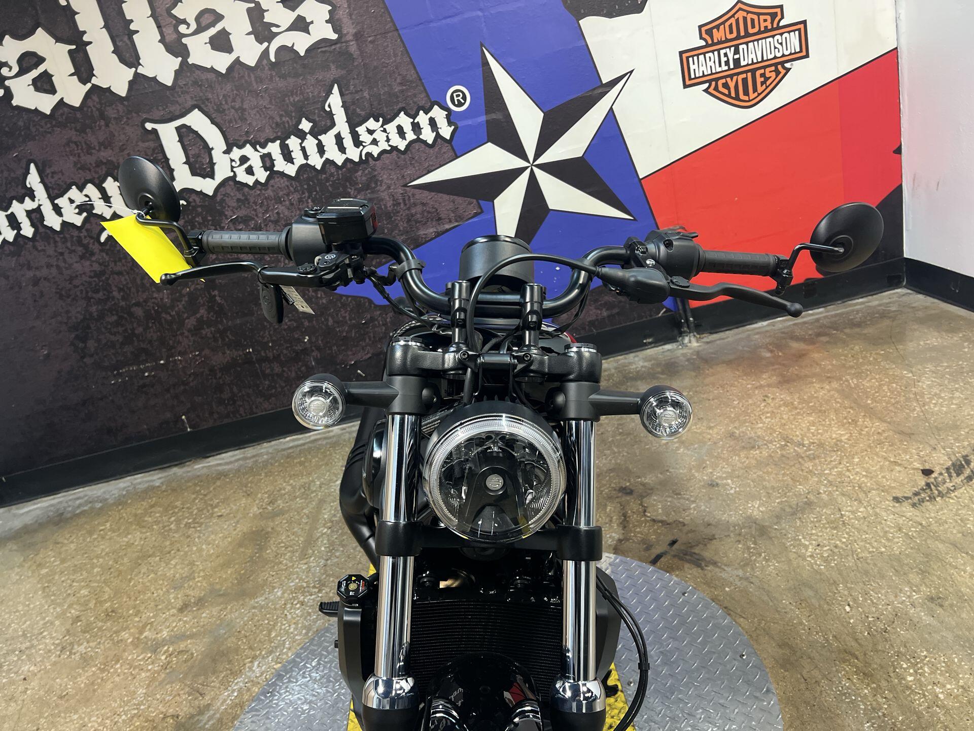 2026 Harley-Davidson® Nightster™ RH975, photo 10