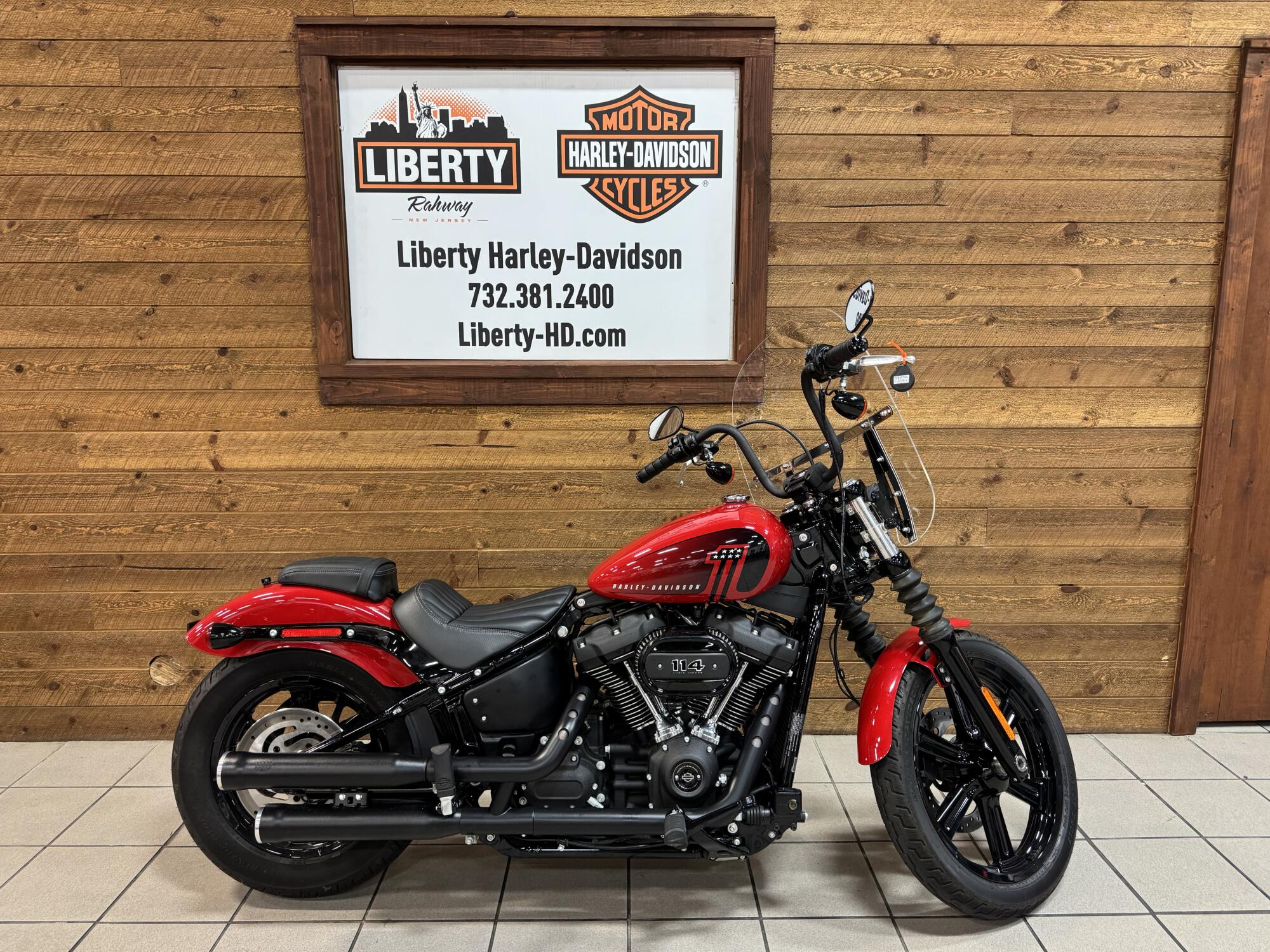 2023 Harley-Davidson® Street Bob® 114 Redline Red