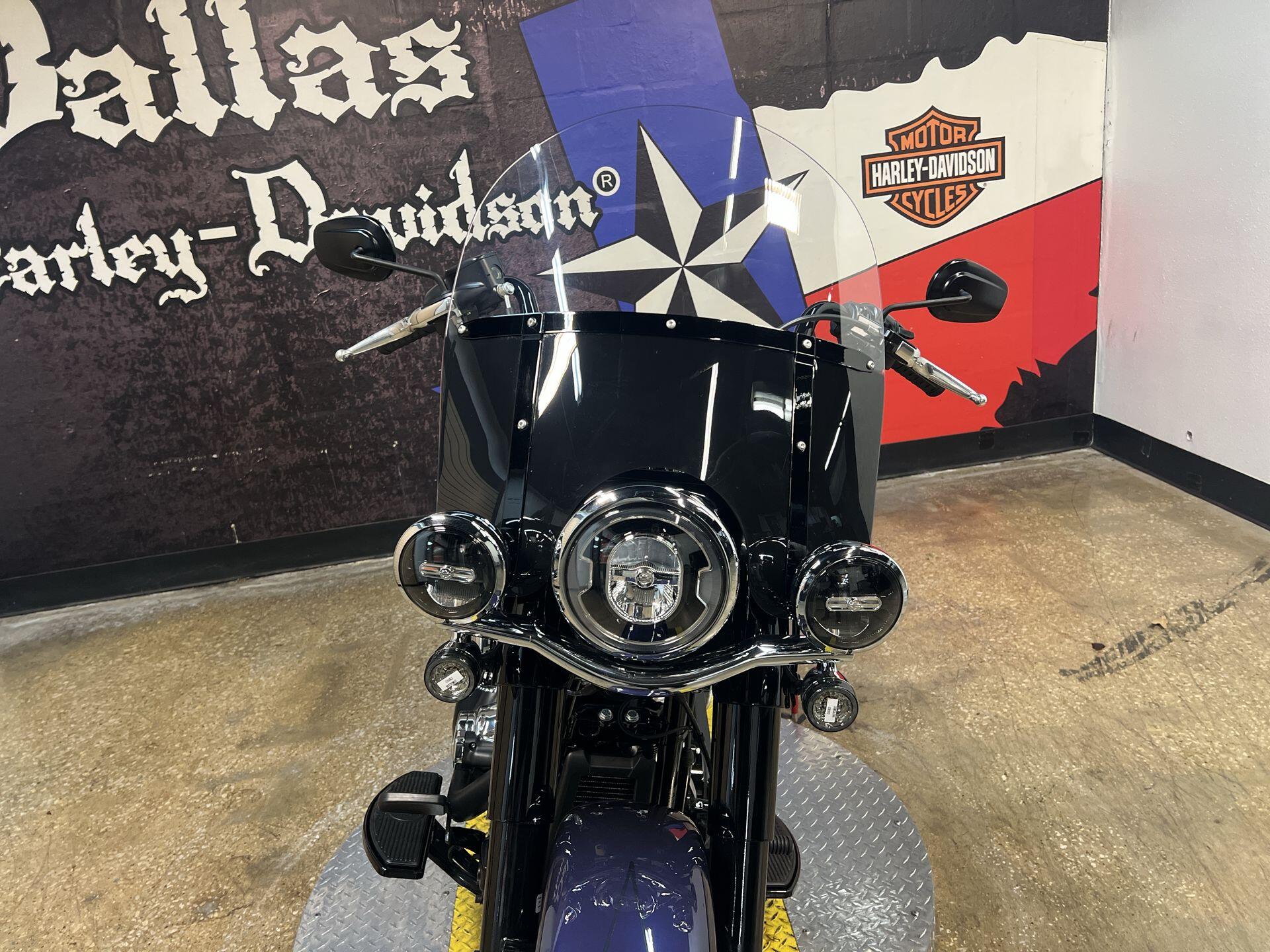2026 Harley-Davidson® Heritage Classic FLHC, photo 10
