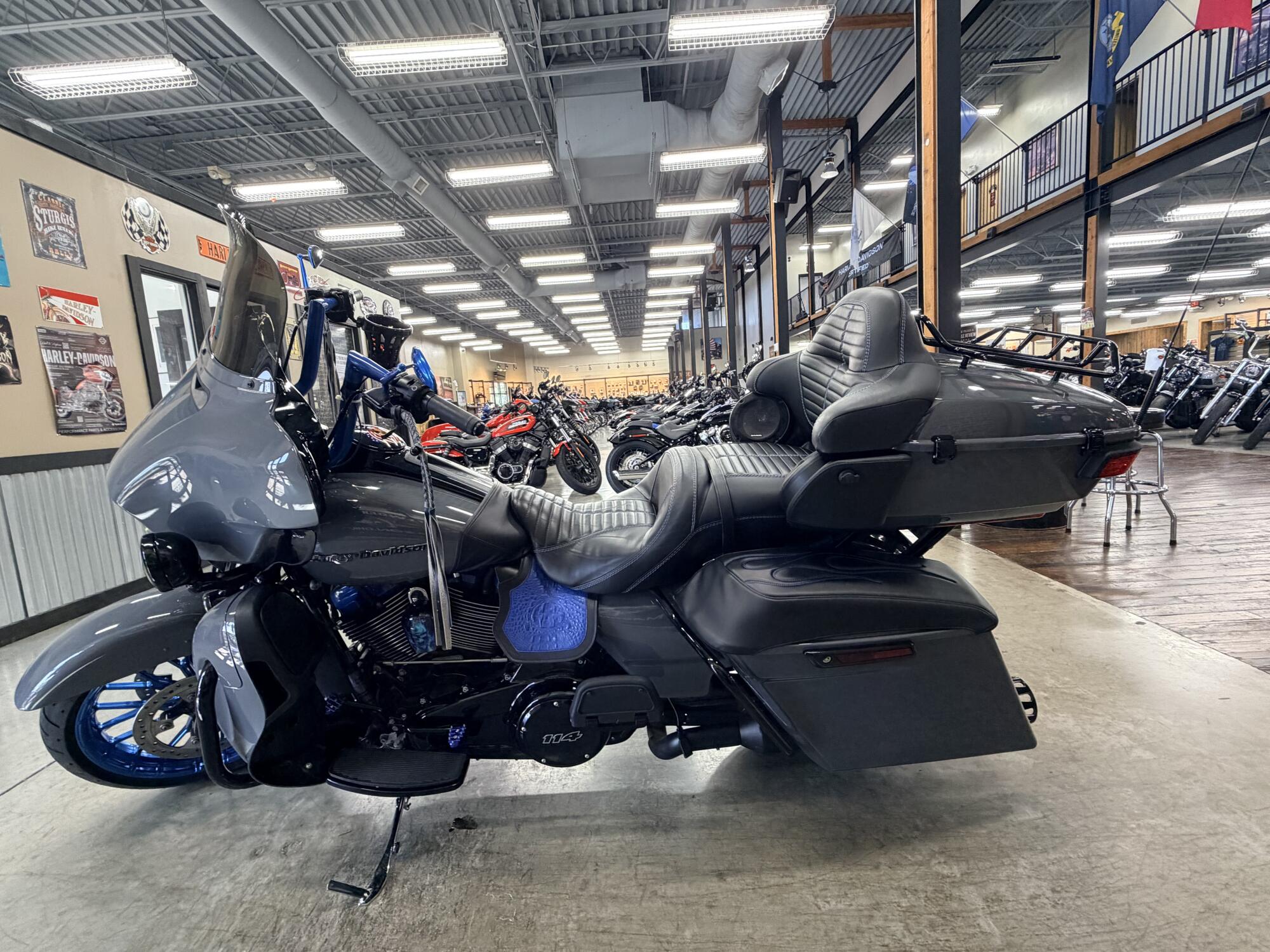 2022 Harley-Davidson® Ultra Limited FLHTK, photo 11