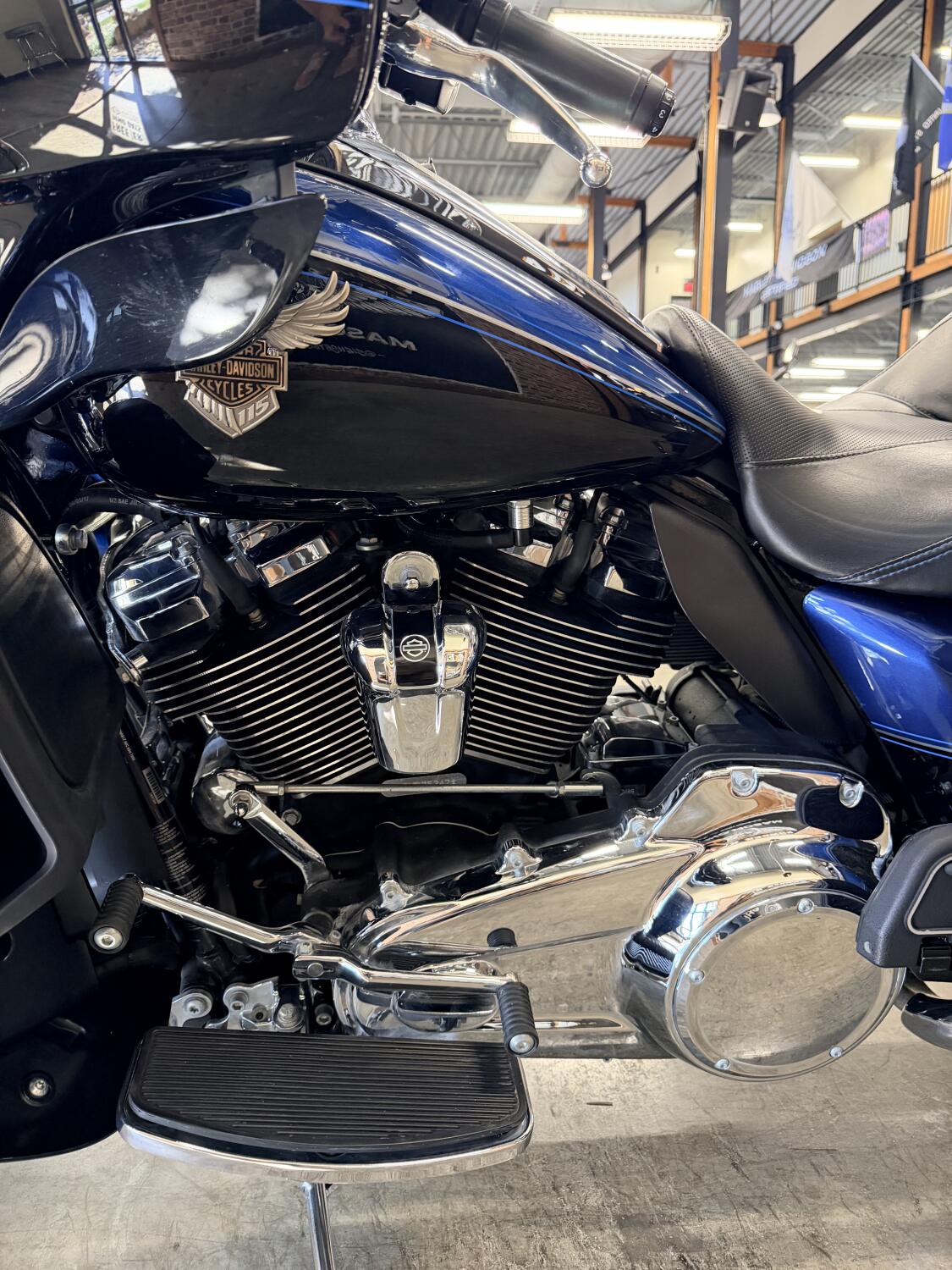 2018 Harley-Davidson® Ultra Limited FLHTK, photo 12