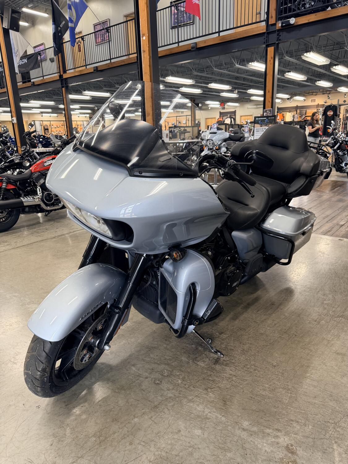 2023 Harley-Davidson® Road Glide® Limited FLTRK, photo 13