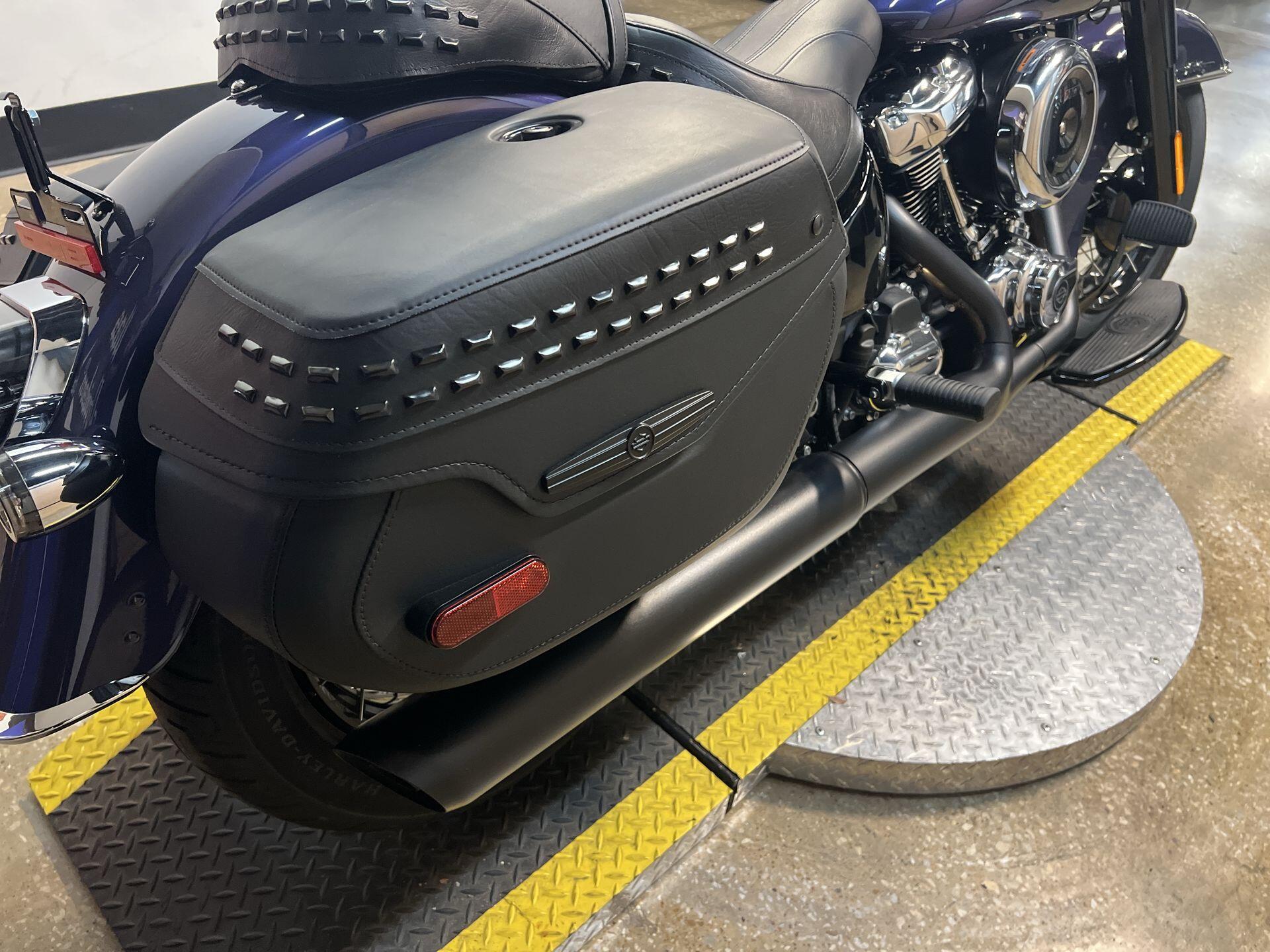 2026 Harley-Davidson® Heritage Classic FLHC, photo 17