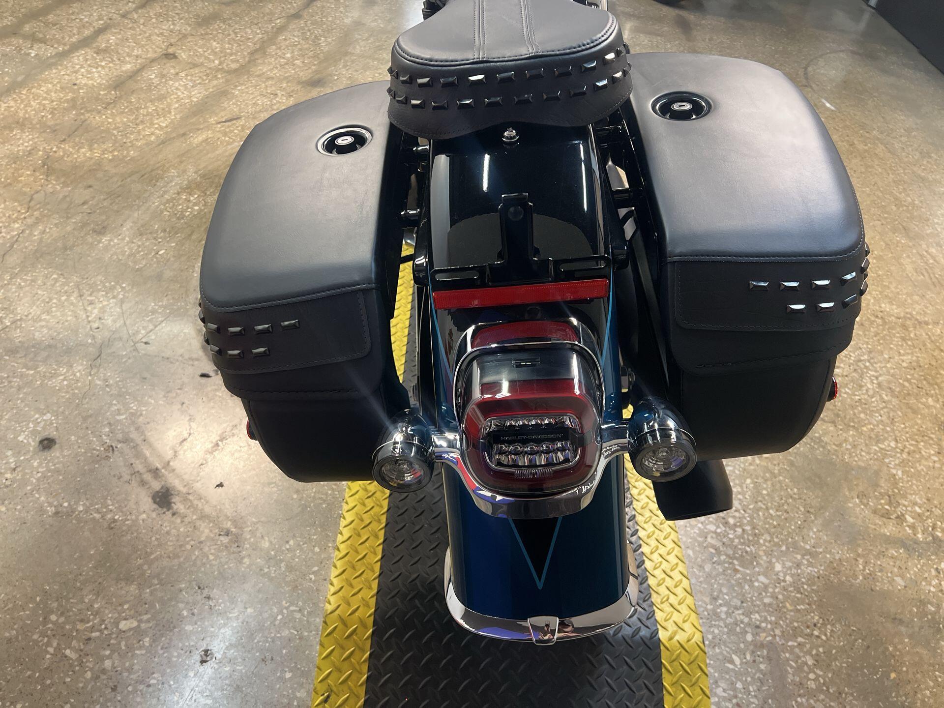 2026 Harley-Davidson® Heritage Classic FLHC, photo 18