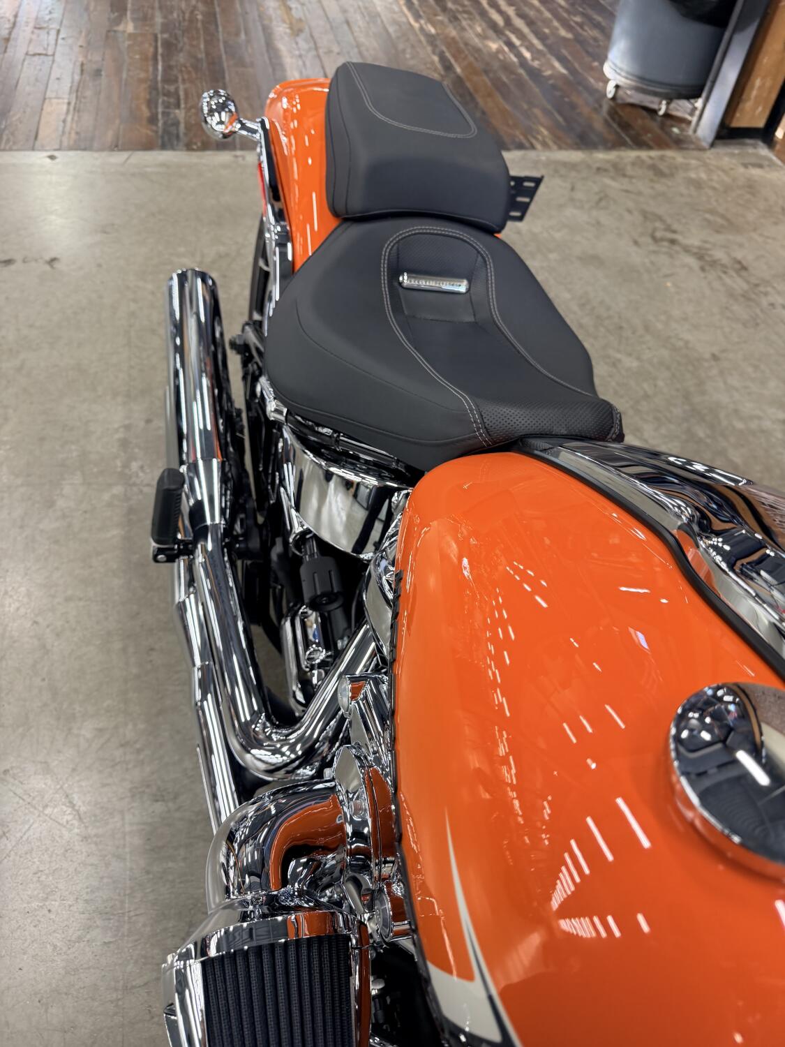 2023 Harley-Davidson® Breakout™ FXBR, photo 7